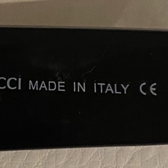 Gucci Sunglasses oversize 55/24 & Sunglass case, pouch, cleaning cloth w… - Picture 7 of 8